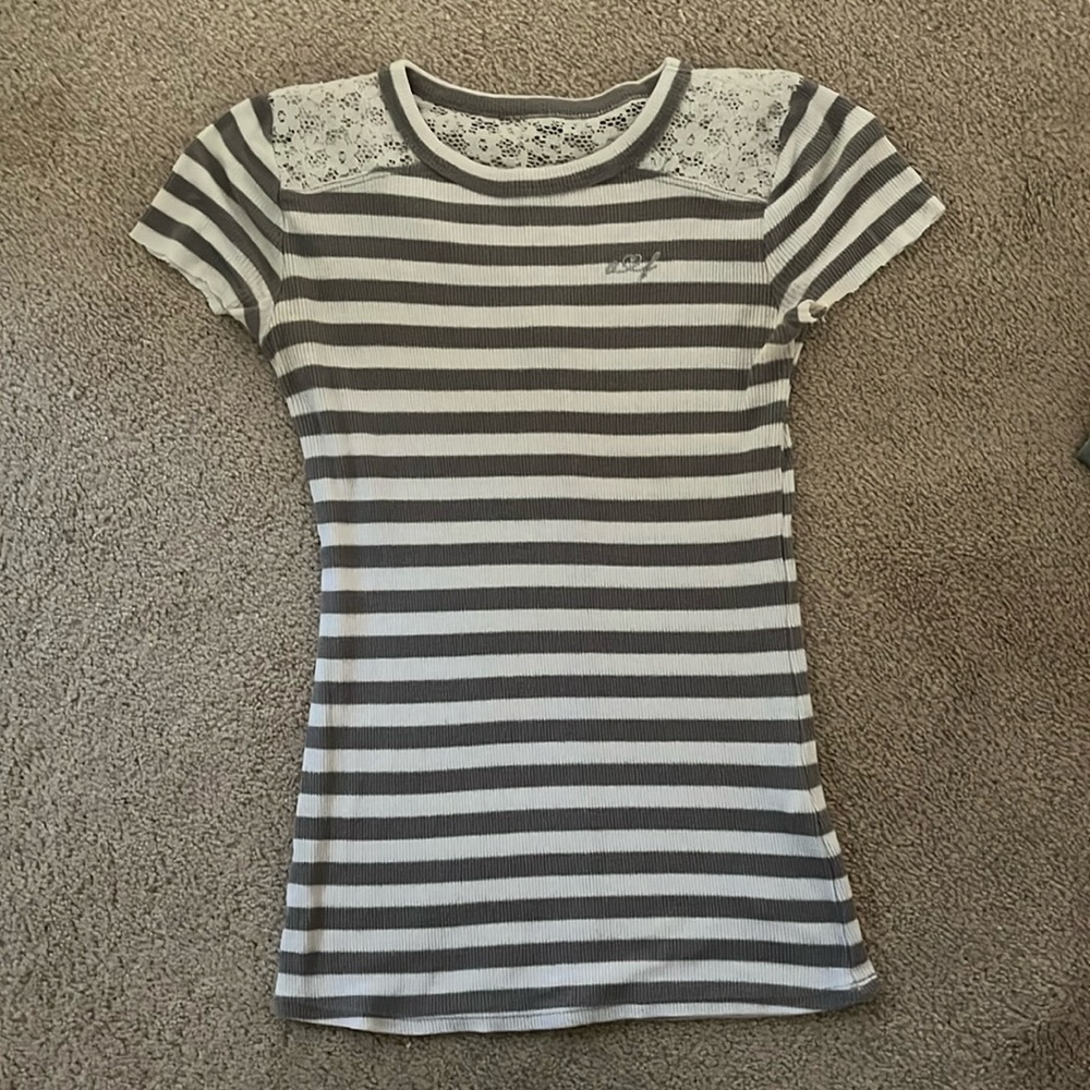 Abercrombie kids lace detail t shirt